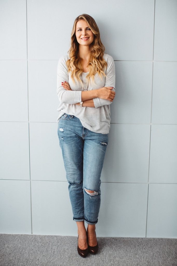 Happy woman after Stress Urinary Incontinence 